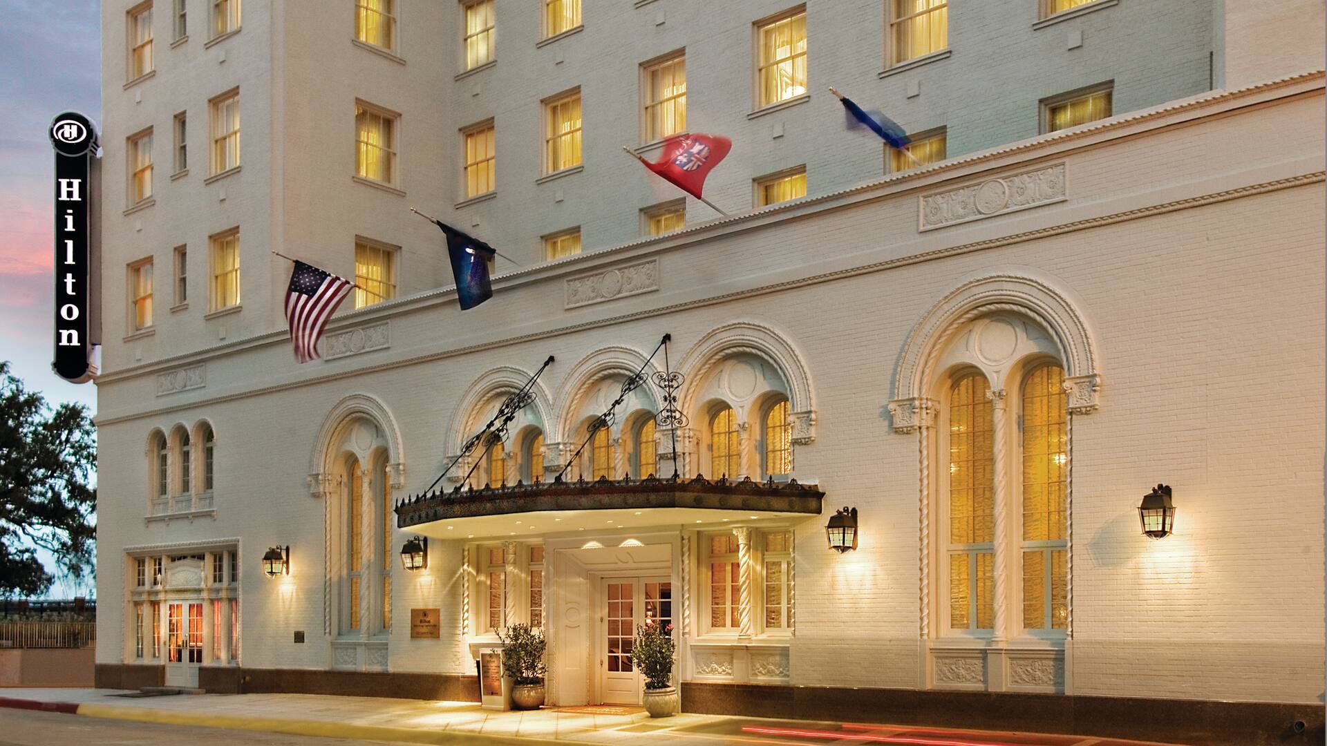 Exterior of Hilton Baton Rouge Capitol Center.